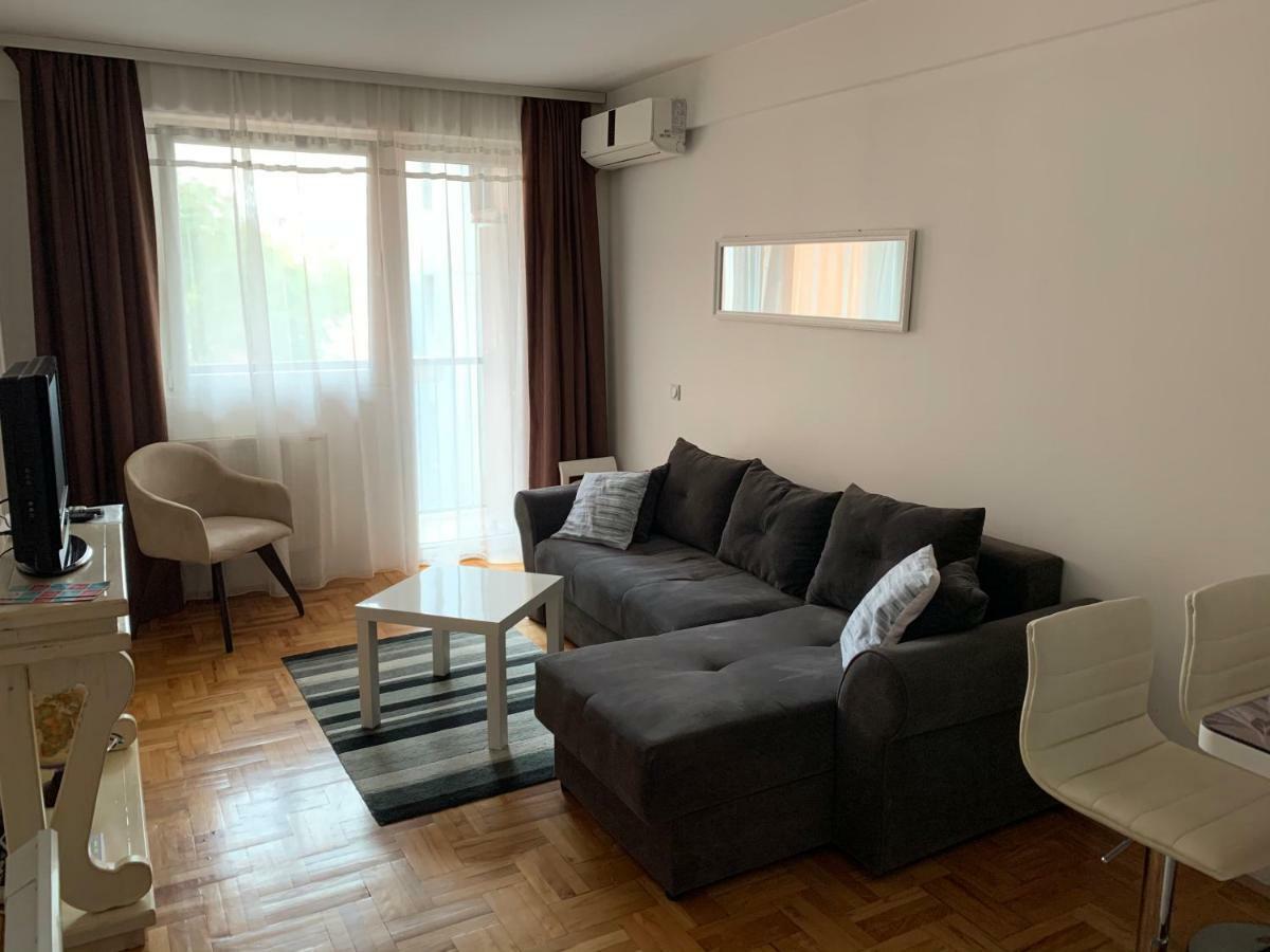 Trident Apartments Ni 외부 사진